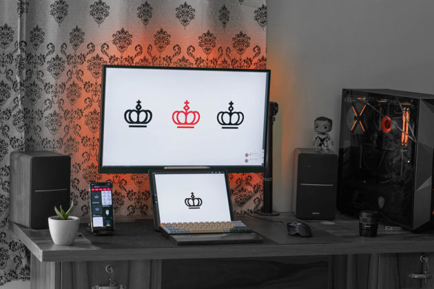 logo-graphic-designer-desktop-work-office-computer